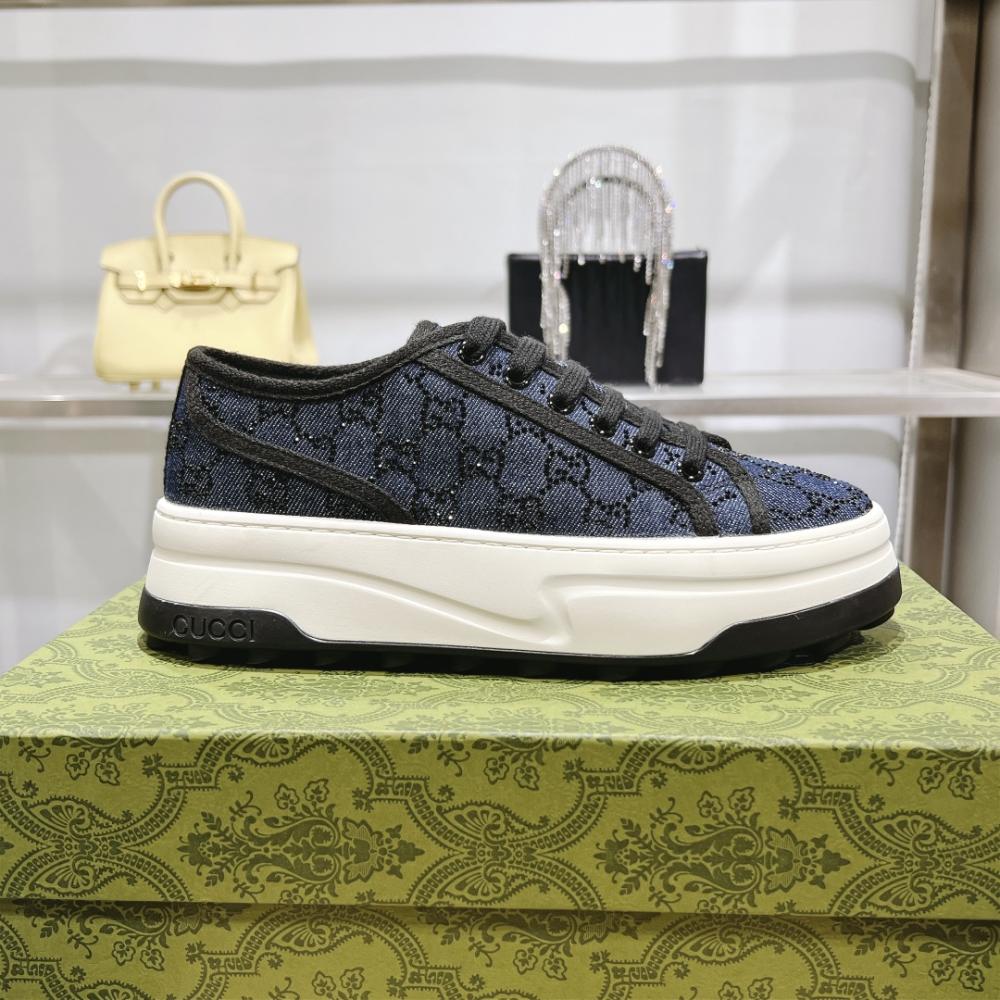 Gucci GG Sneaker 'Interlocking 'Marine blue/white soles'