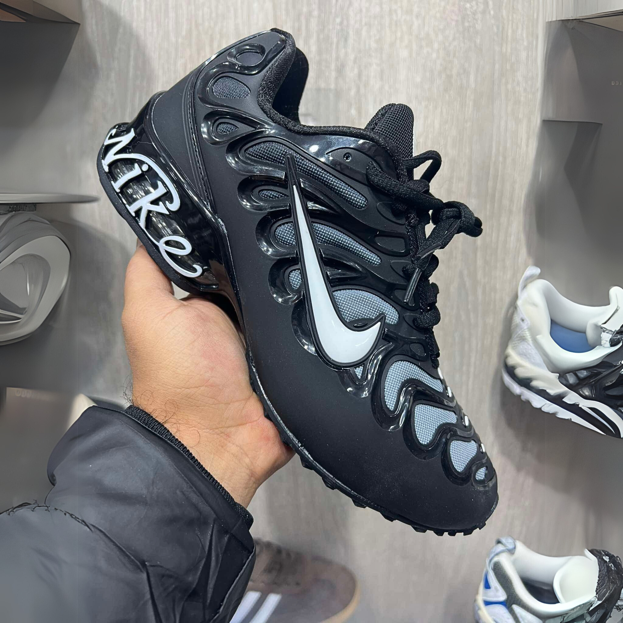 Tn 2025 Foot Le Coeur Chaussure Nike Air Max Drift Plus Tunisie