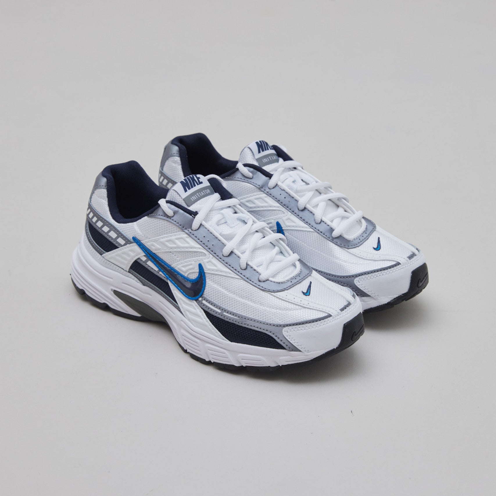 Nike Initiator Blanc Obsidienne Metallic Cool Grey