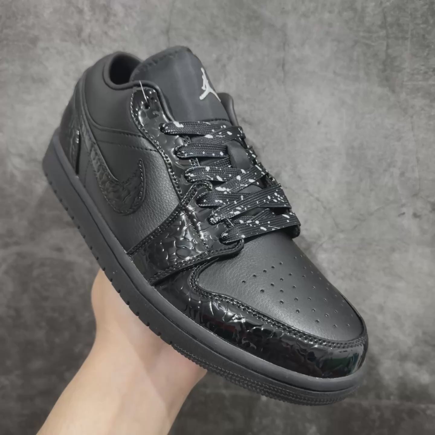 Nike Air Jordan 1 Low SE 'Black Croc'