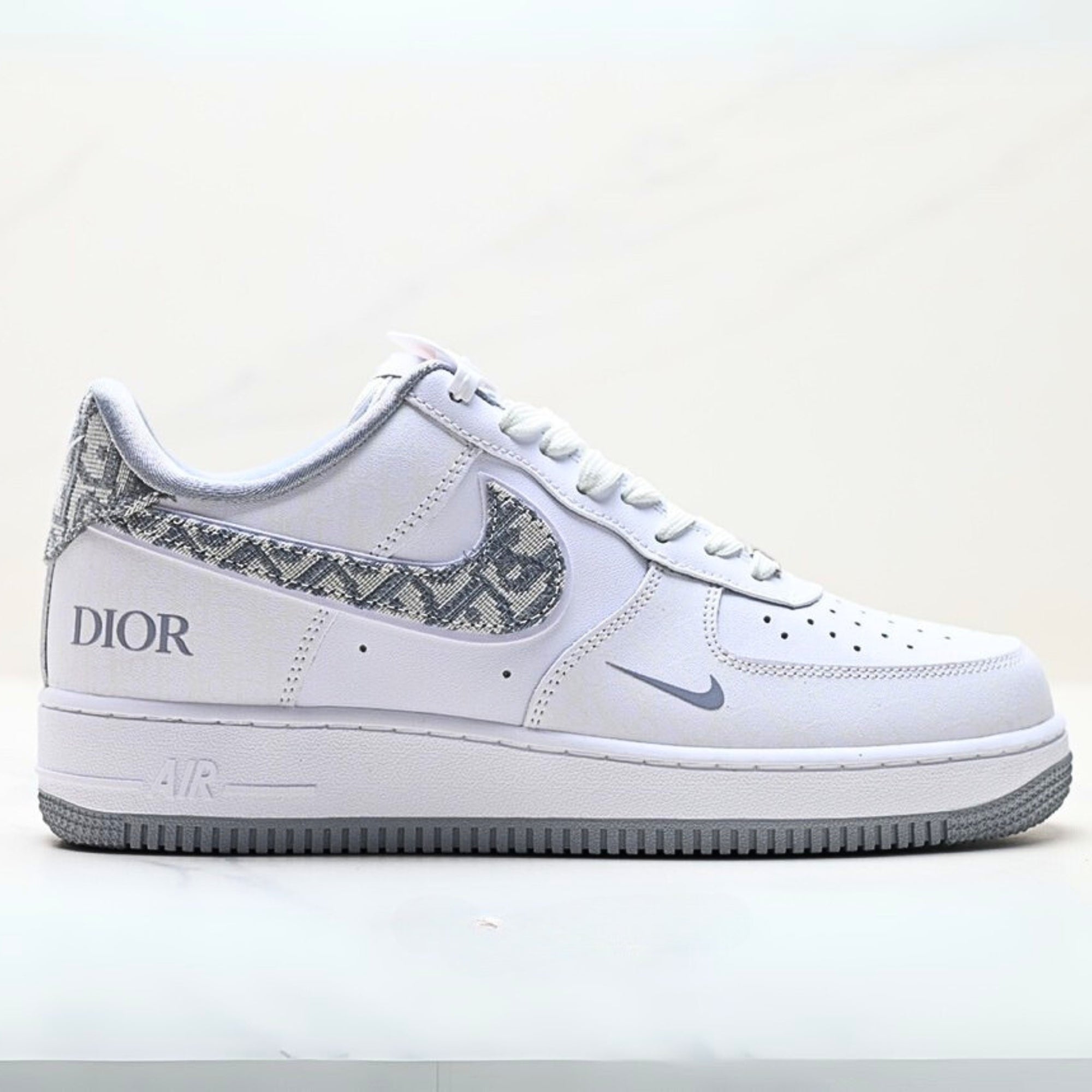 Nike Air force 1 Custom x Dior