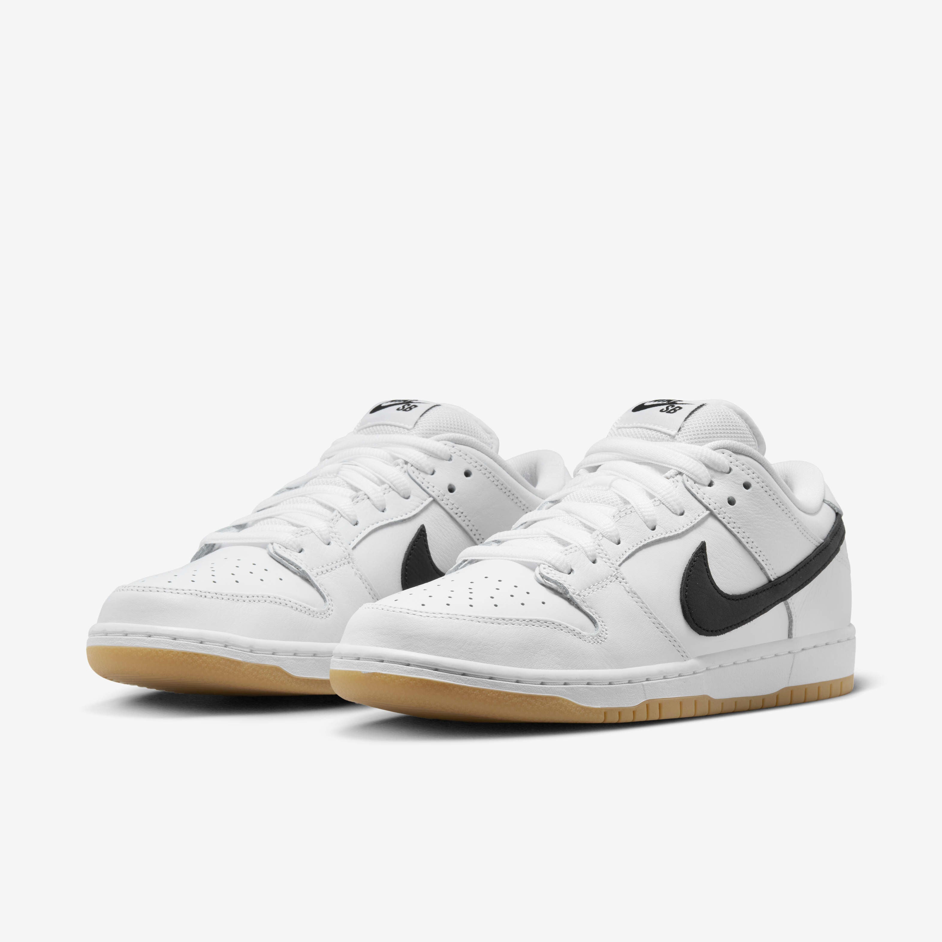 Nike SB Dunk Low Pro 'White Gum'