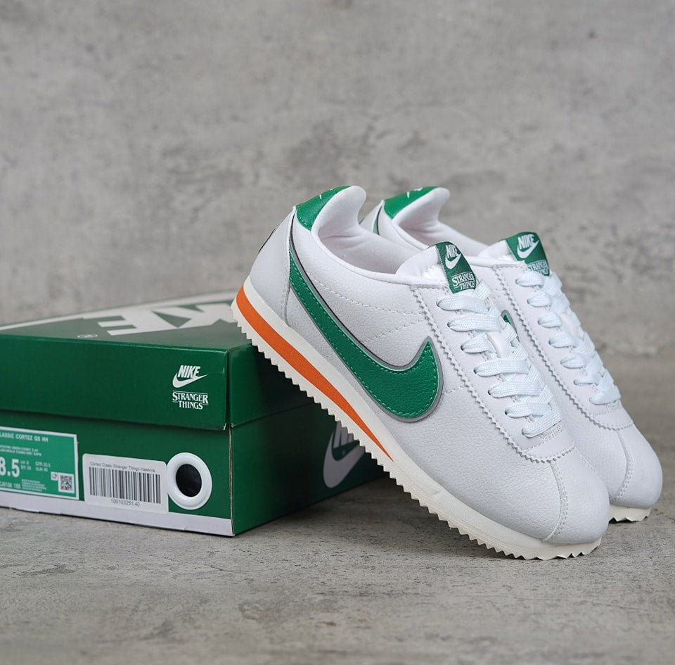 Stranger Things x Nike Cortez « Hawkins High »