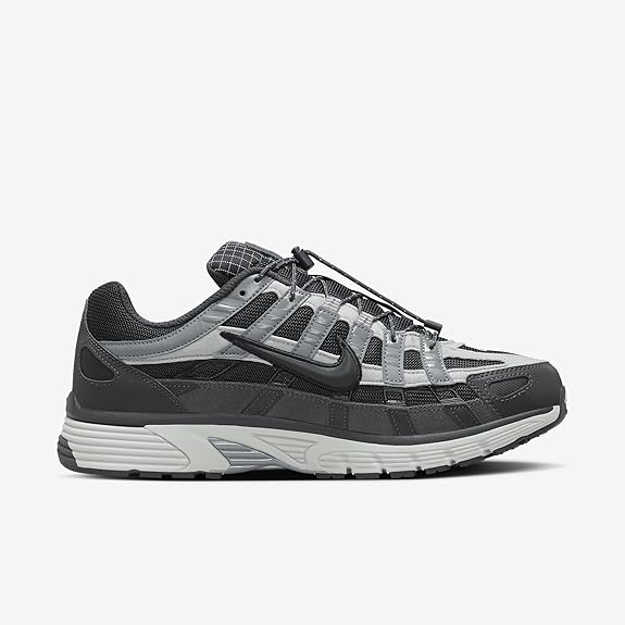Nike Wmns P-6000 CNPT « Argent métallique rouge »