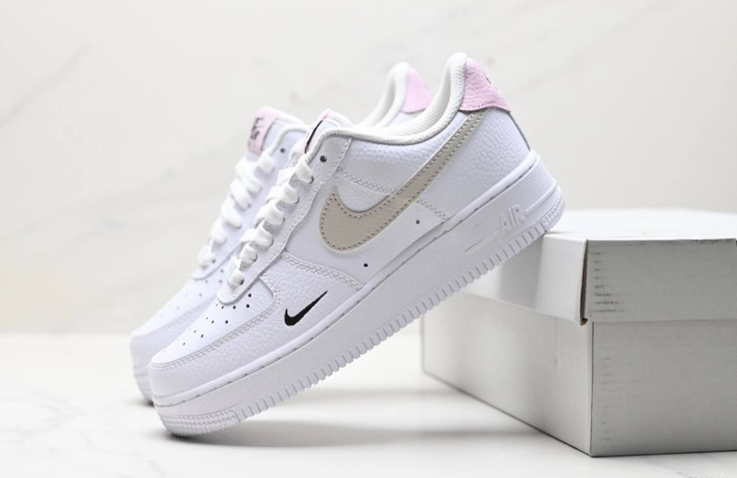 Nike Air Force 1 Low '07 Blanc LIght Orewood Rose (Femme)