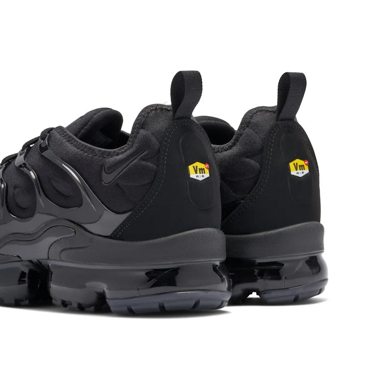 Nike Air VaporMax Plus Triple Black