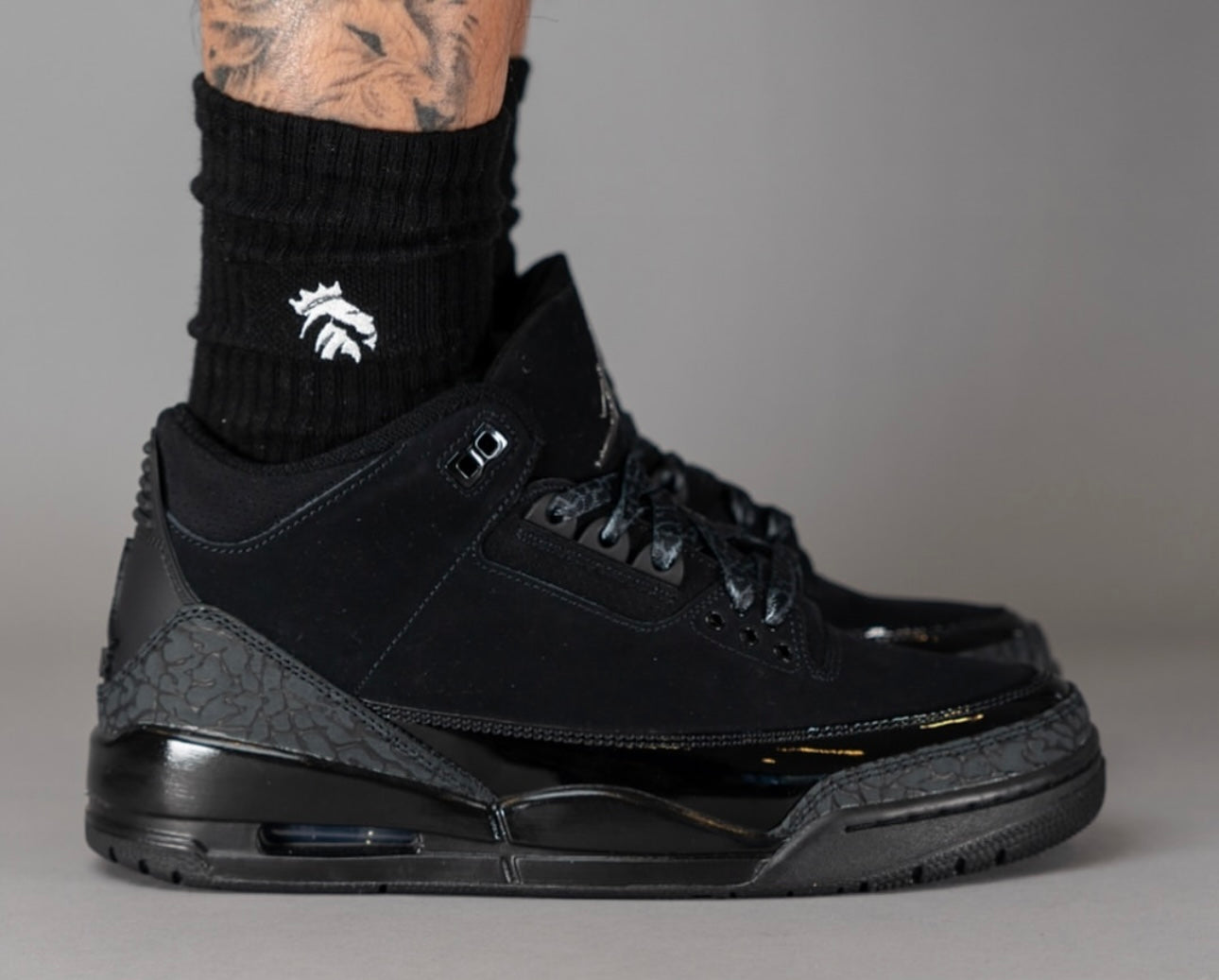 Air Jordan 3 “Black Cat” Returns January 2025