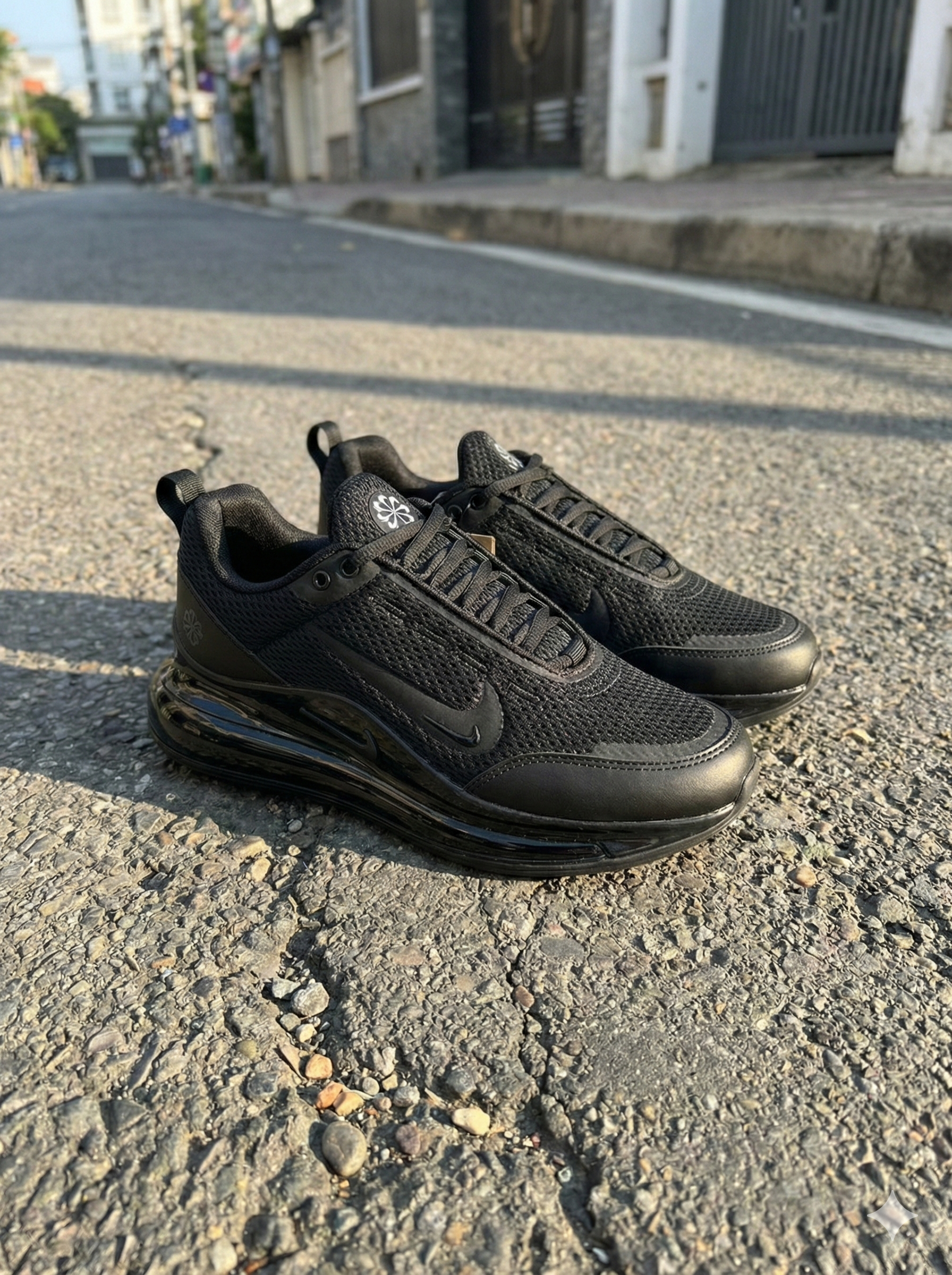 Nike Air Max AP 720 Black
