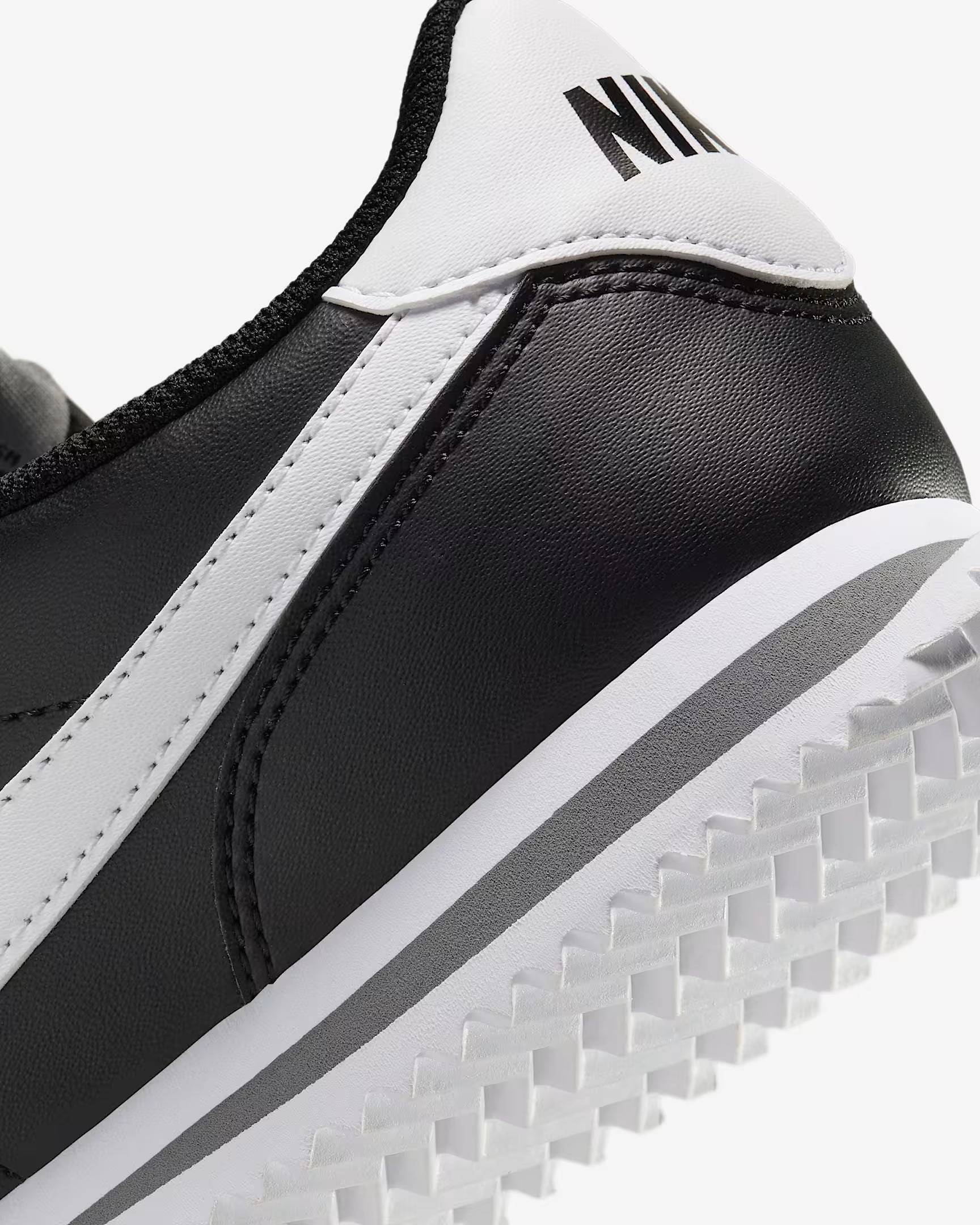 Nike Cortez Black/White