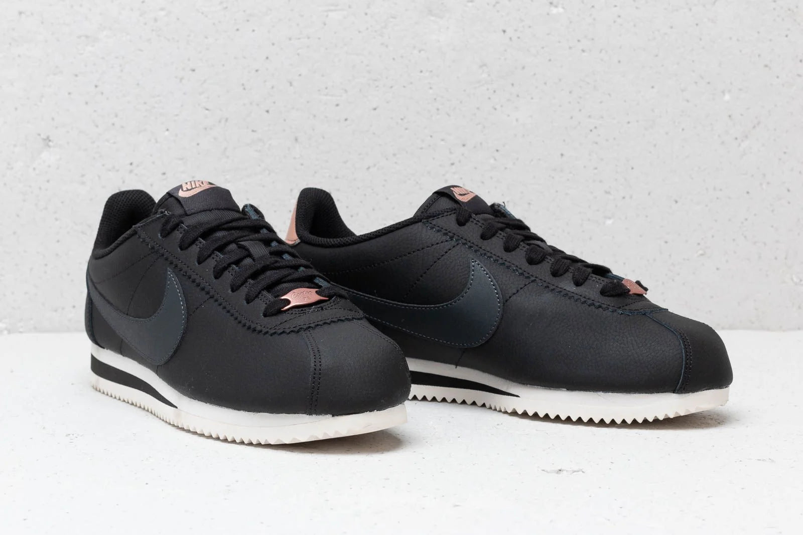 Nike CLASSIC CORTEZ LEATHER WMNS - Spadri Tunisie