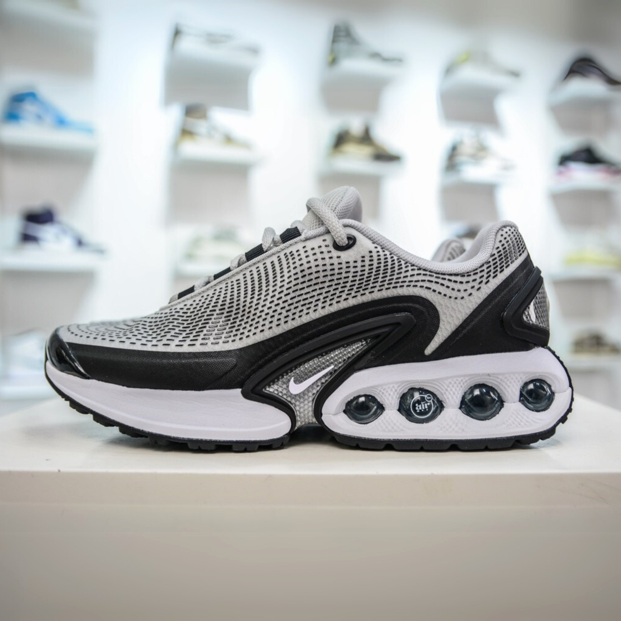 Nike Air Max Dn Black White Pure Platinum