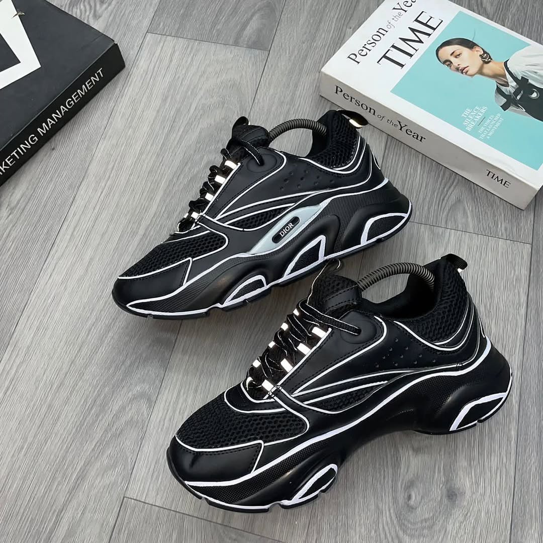 Dior B22 'Black/White'
