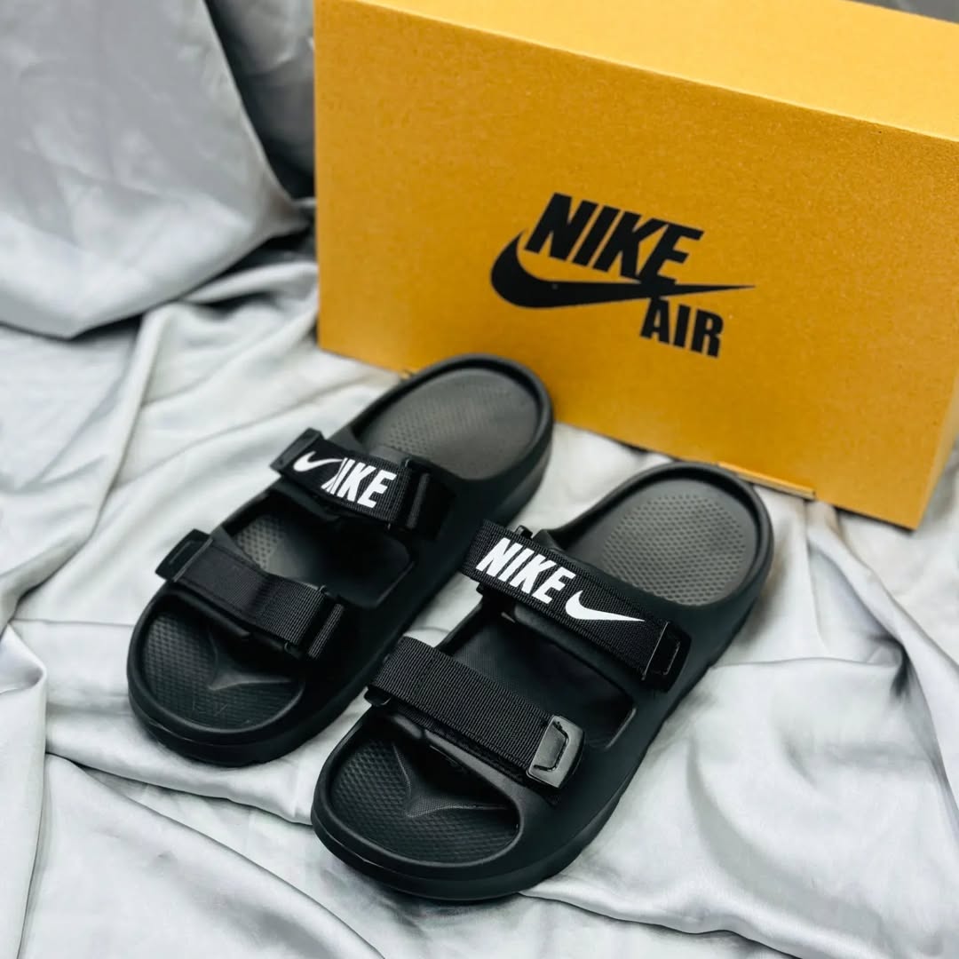 Nike Claquettes Accra Metropolitan Slides Black/White