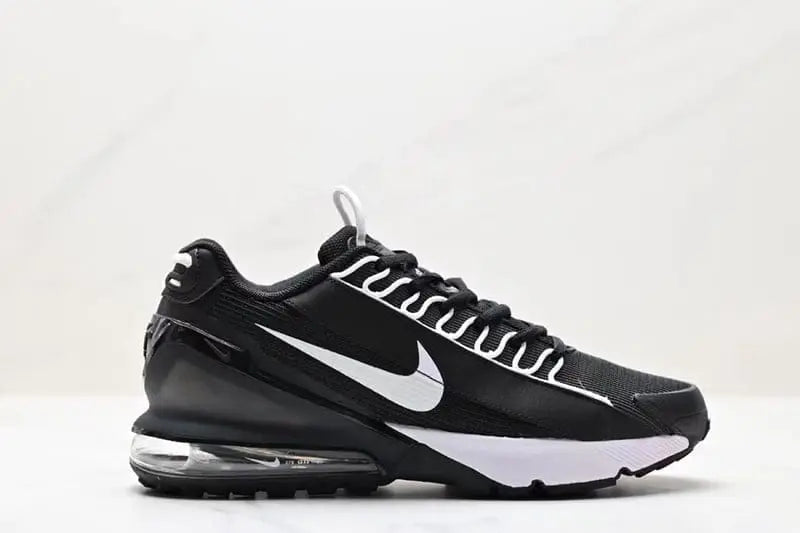 NIKE AIR MAX PULSE ROAM "Black/White"