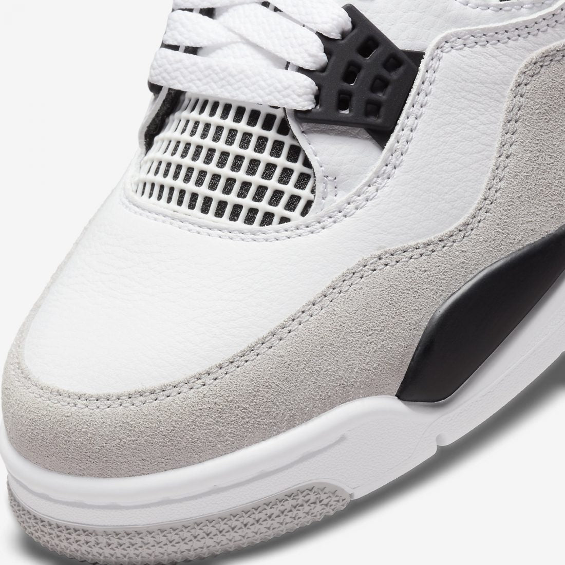 Nike Air Jordan 4 « Military Black »