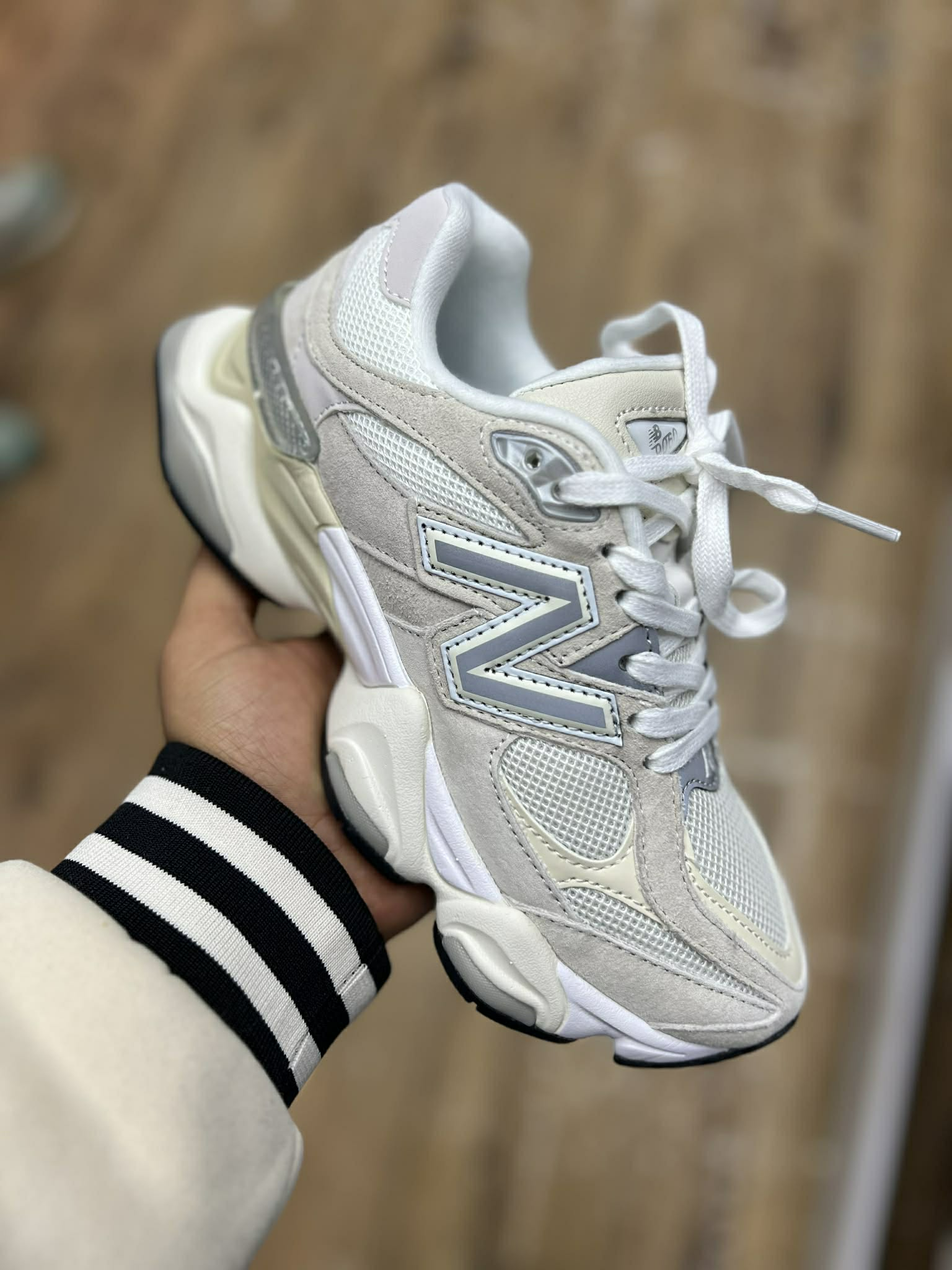 New Balance U9060 UNISEX