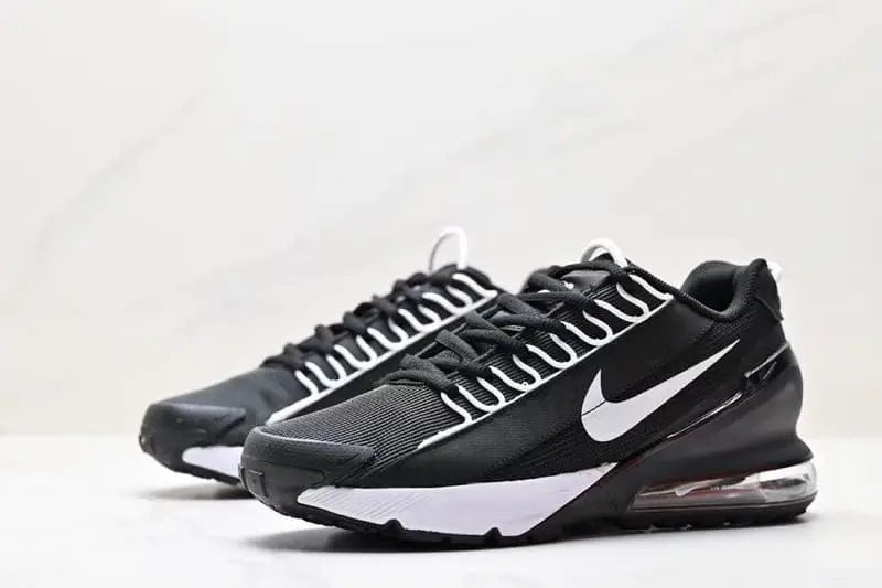 NIKE AIR MAX PULSE ROAM "Black/White"