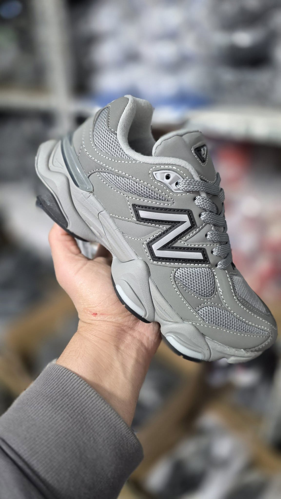 New Balance 9060 Gris