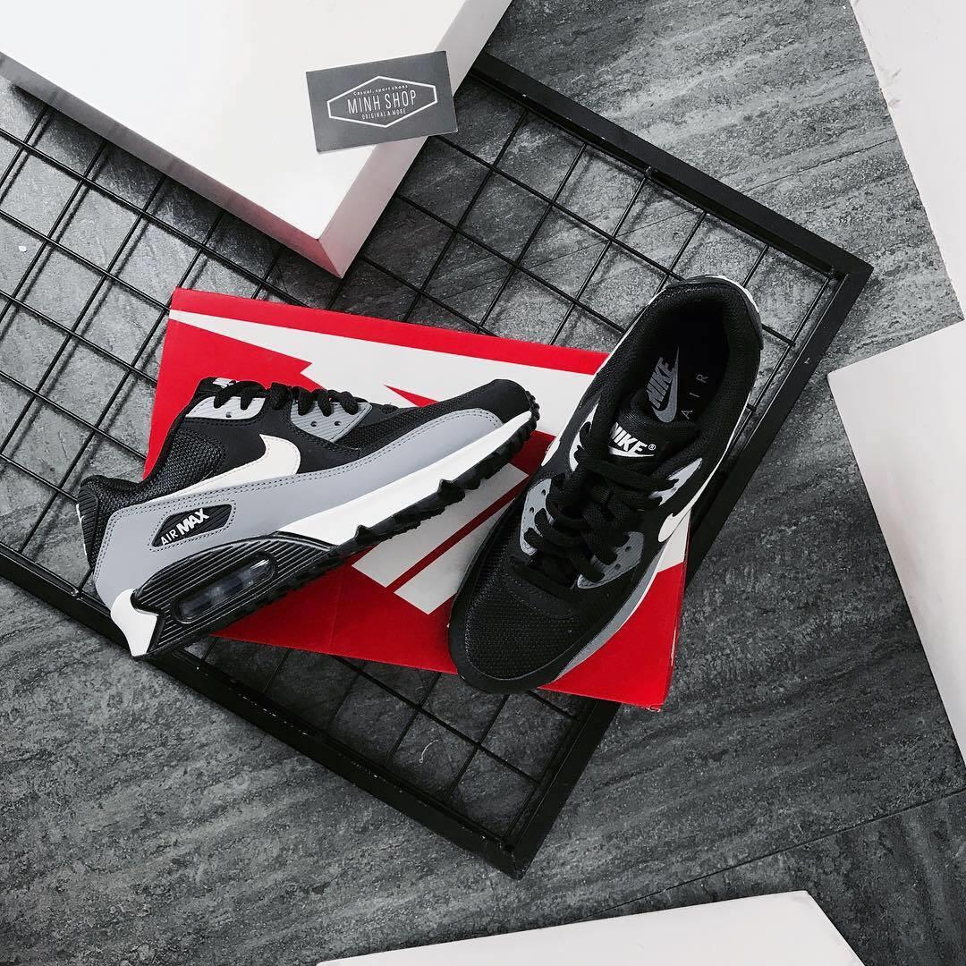 Nike Air Max 90 Black /white /grey