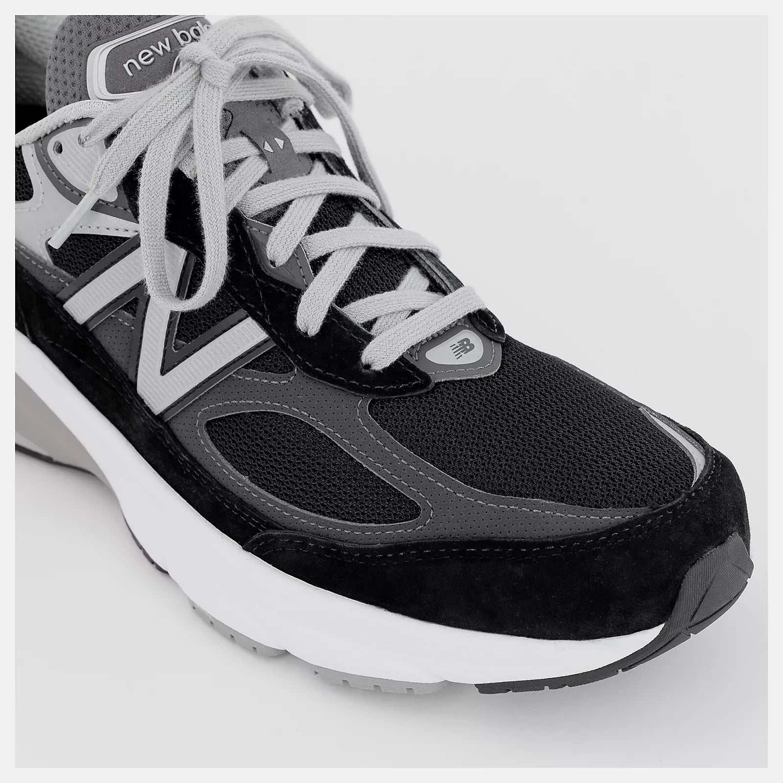 New Balance Made in USA 990v6 Shoes Black with White